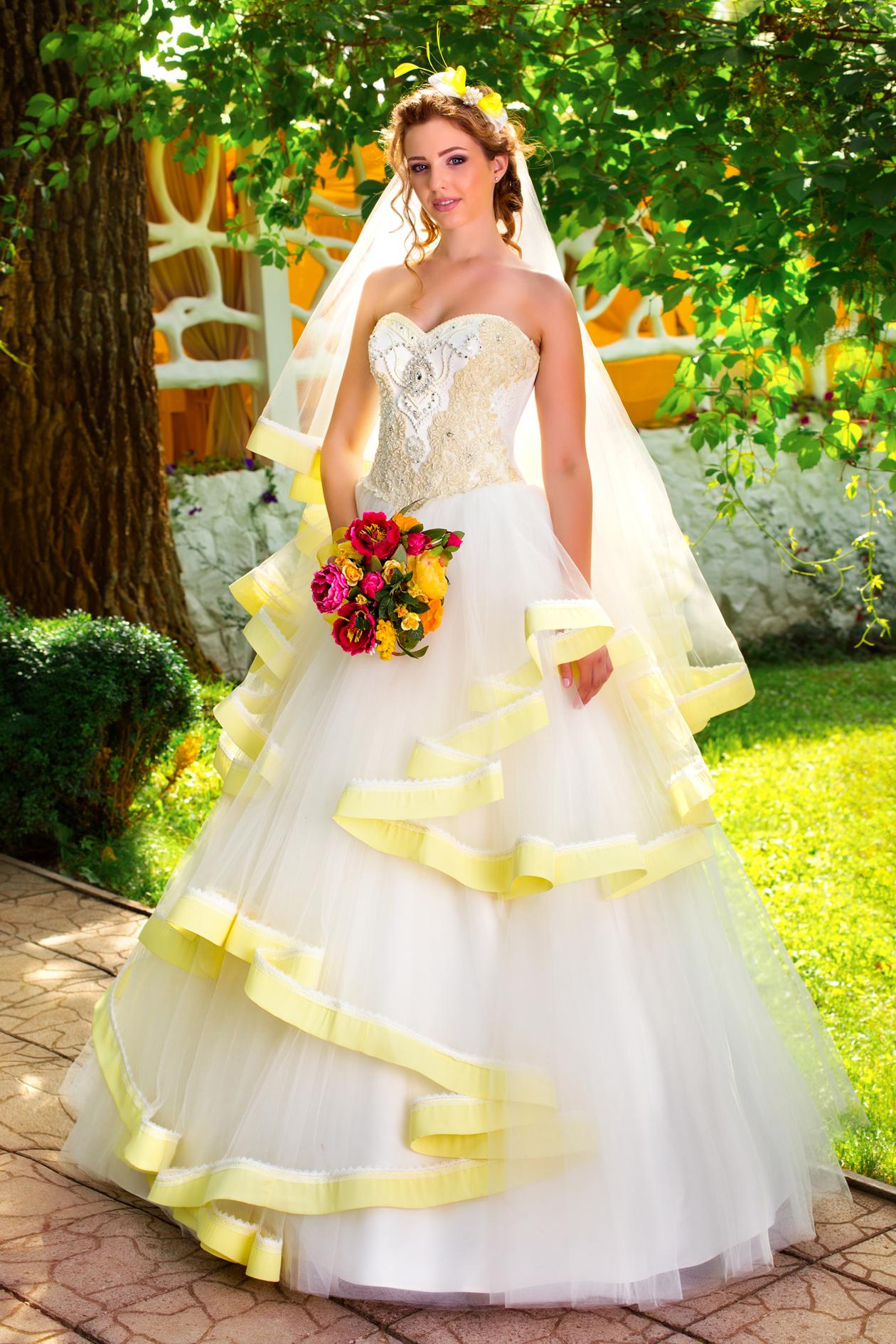 свадебные платья оптом москва