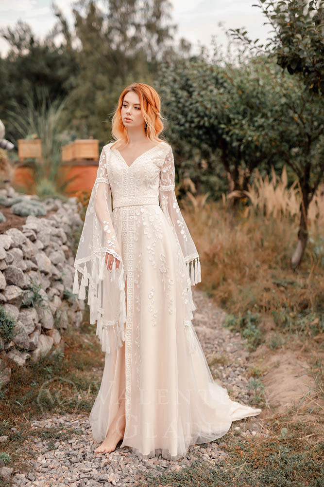 Расшитое свадебное платье 2021 в стиле рустик