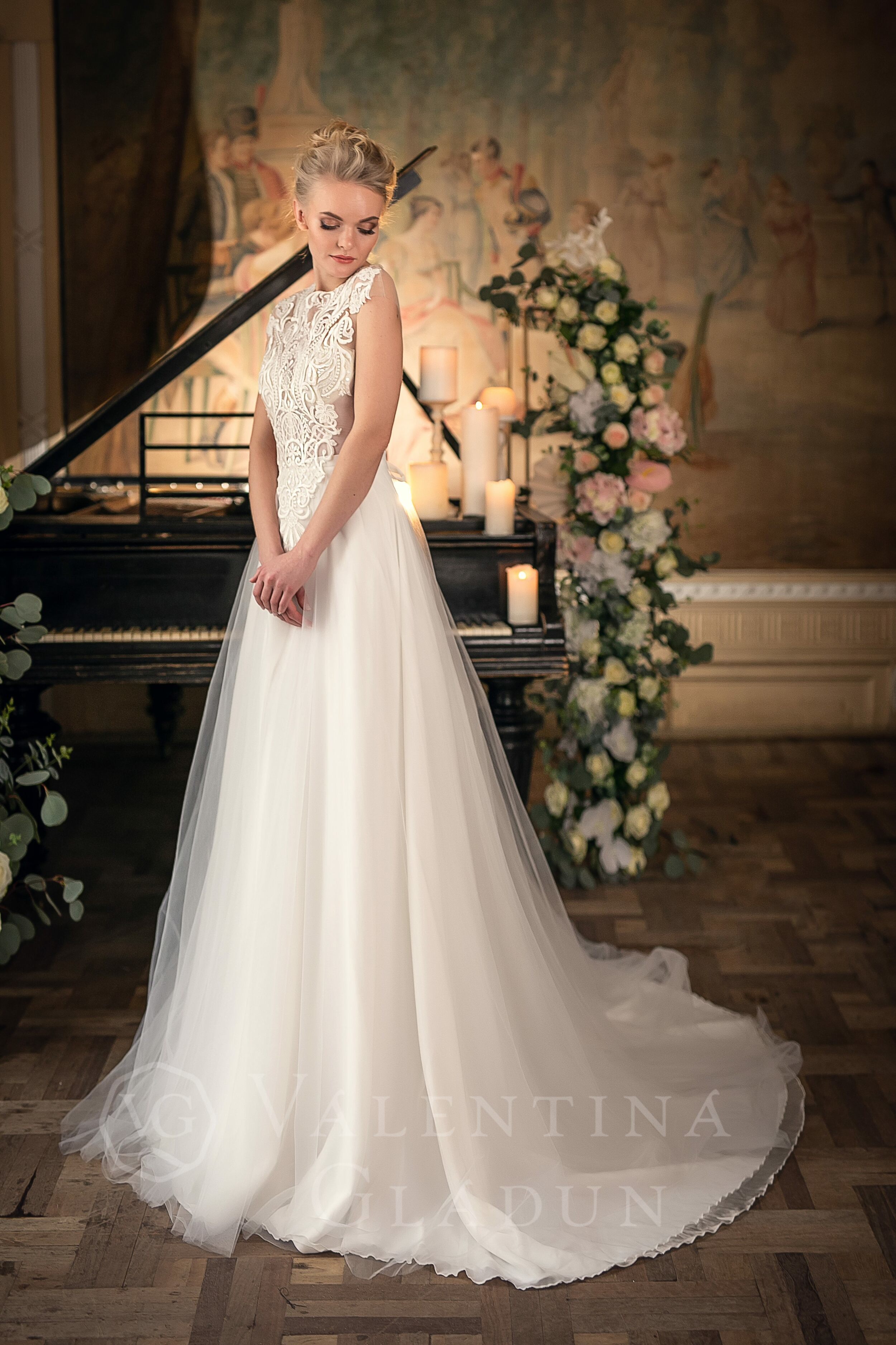 Элегантное свадебное платье Altair