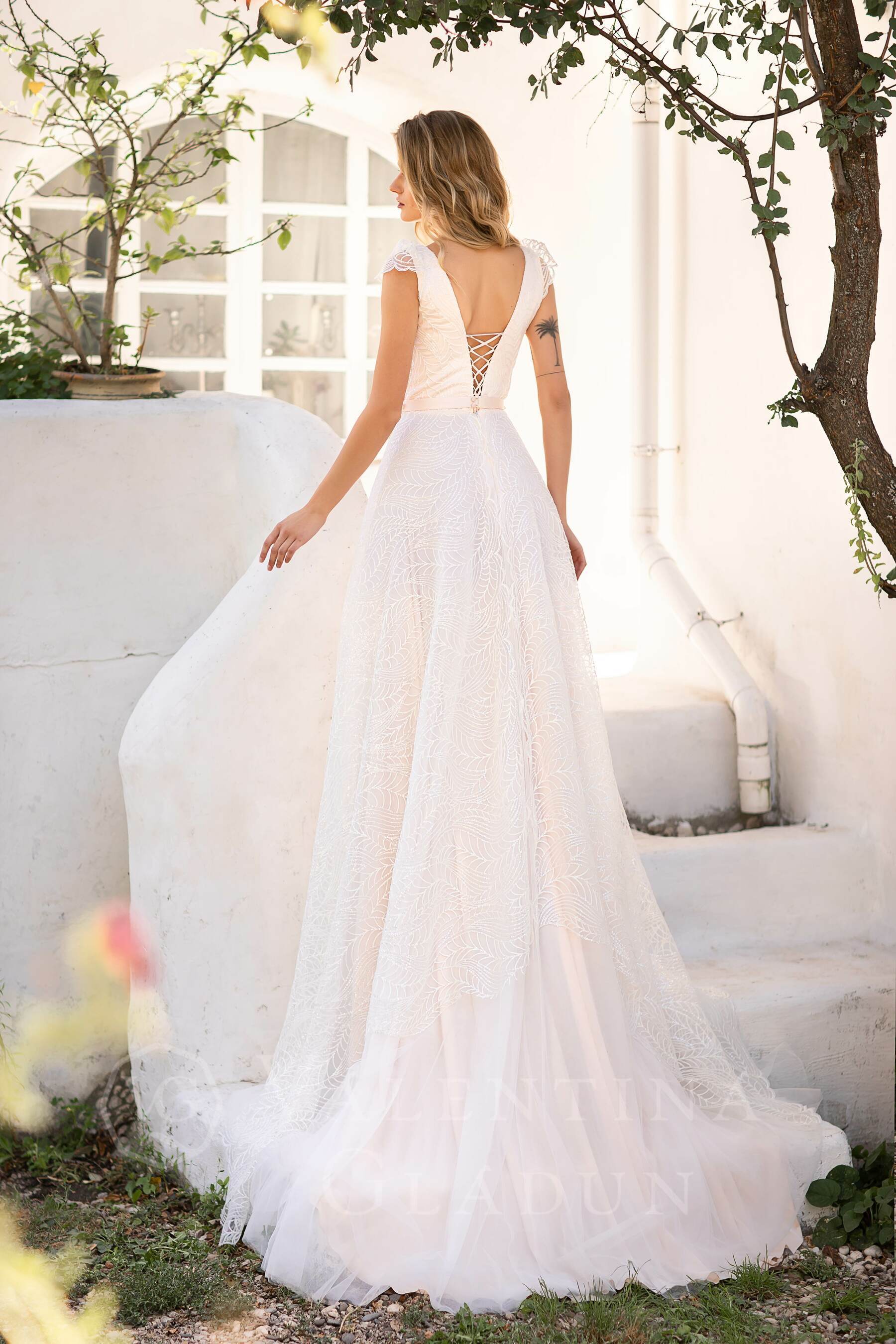 Свадебное платье паутинка Дантэ 2020