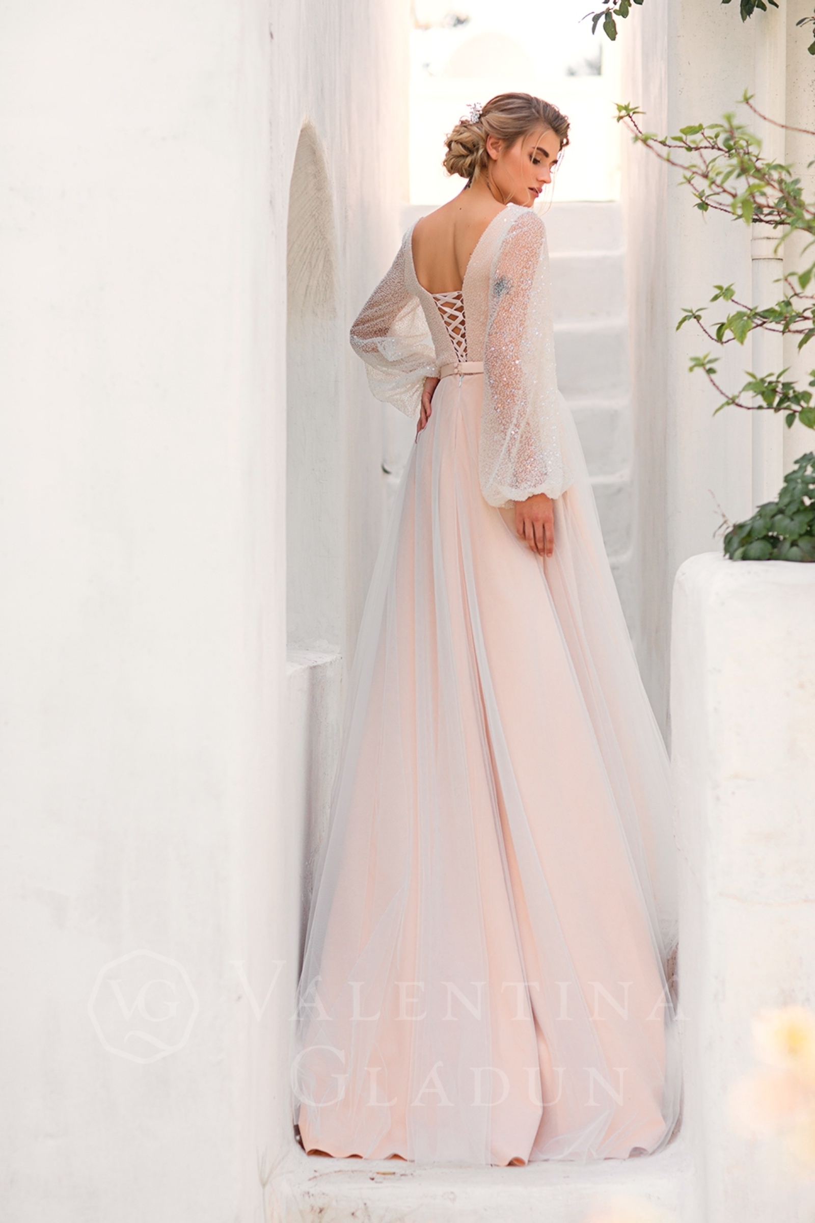 Изысканное свадебное платье новой коллекции 2020-2021 Volterra