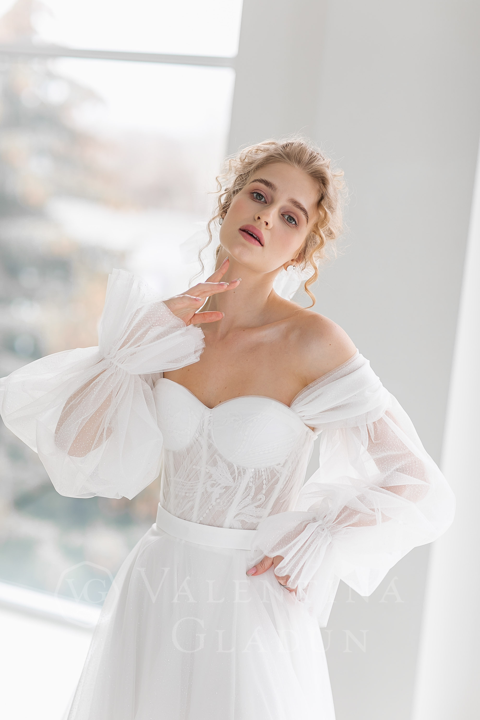 Платье свадебное со съемными рукавами 2021 от Гладун