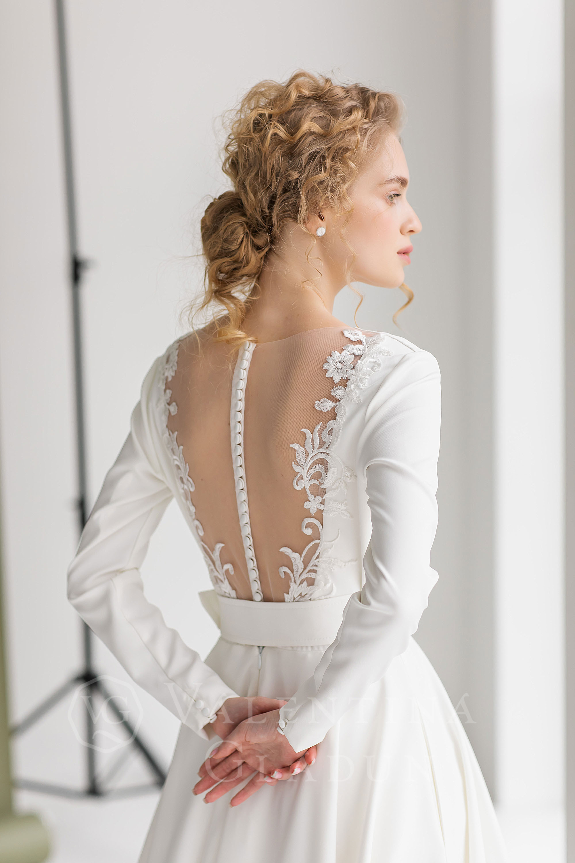 Вечернее белое платье свадебное - дизайнер Гладун