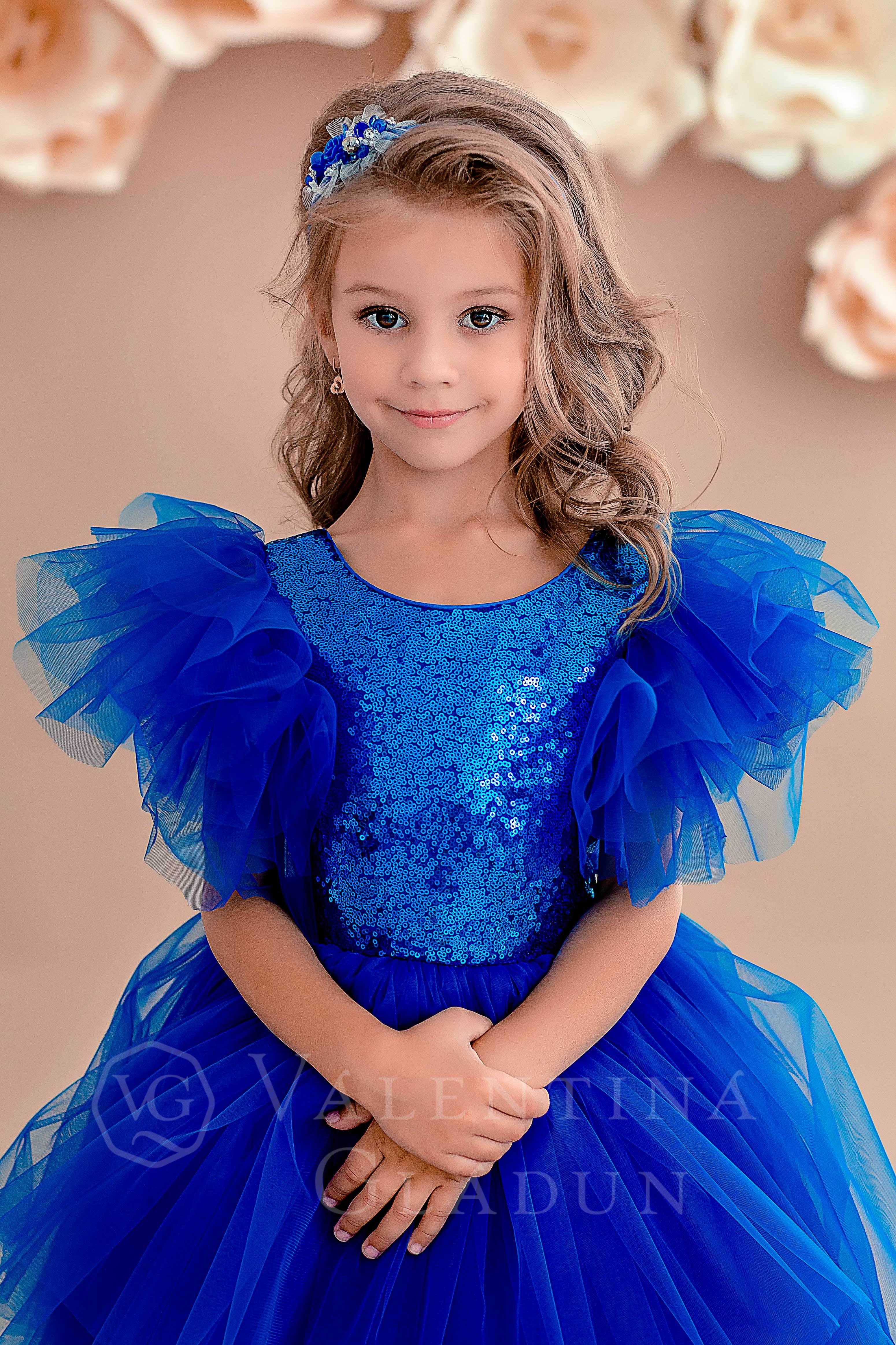 Детское платье с блестками