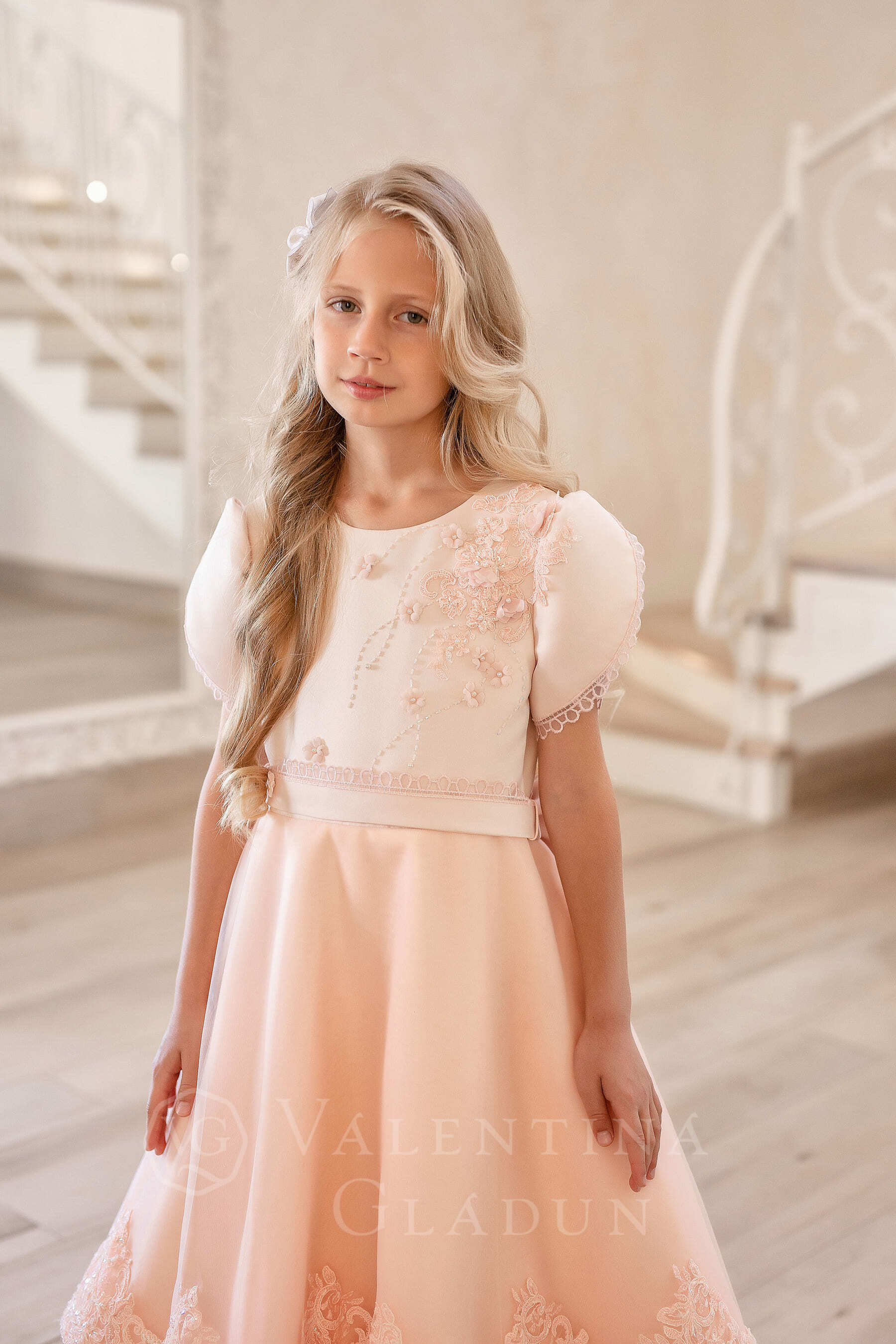 Нарядное платье для девочки в цвете пудра Annabelle Royal