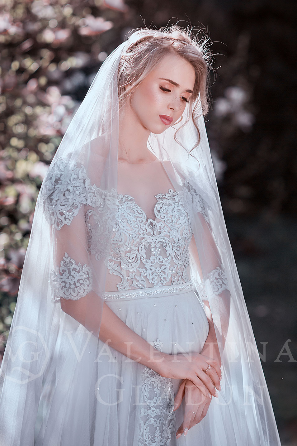 Необычное свадебное платье 
