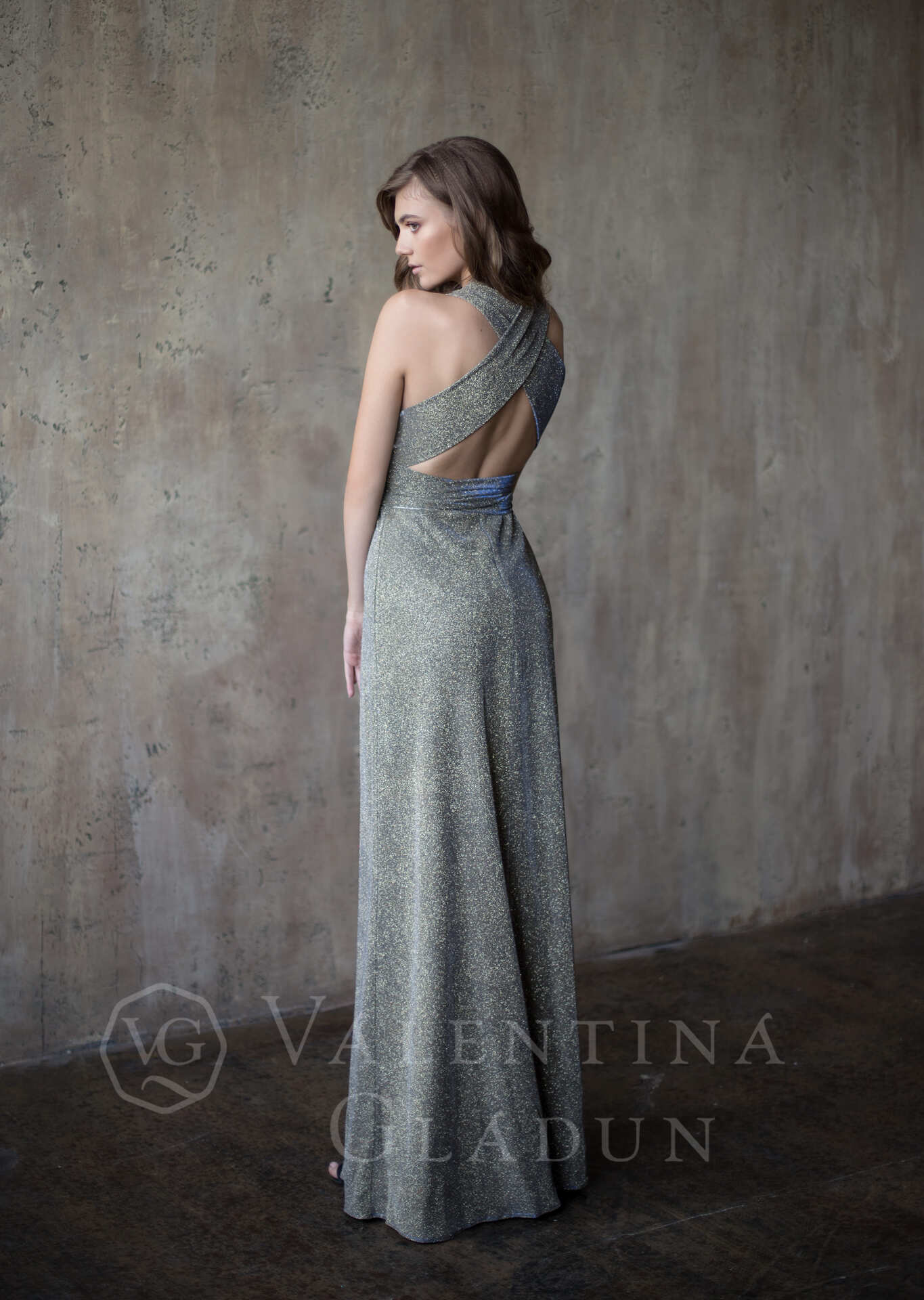 Красивое вечернее платье люрекс Инес от В.Гладун 2020-2021