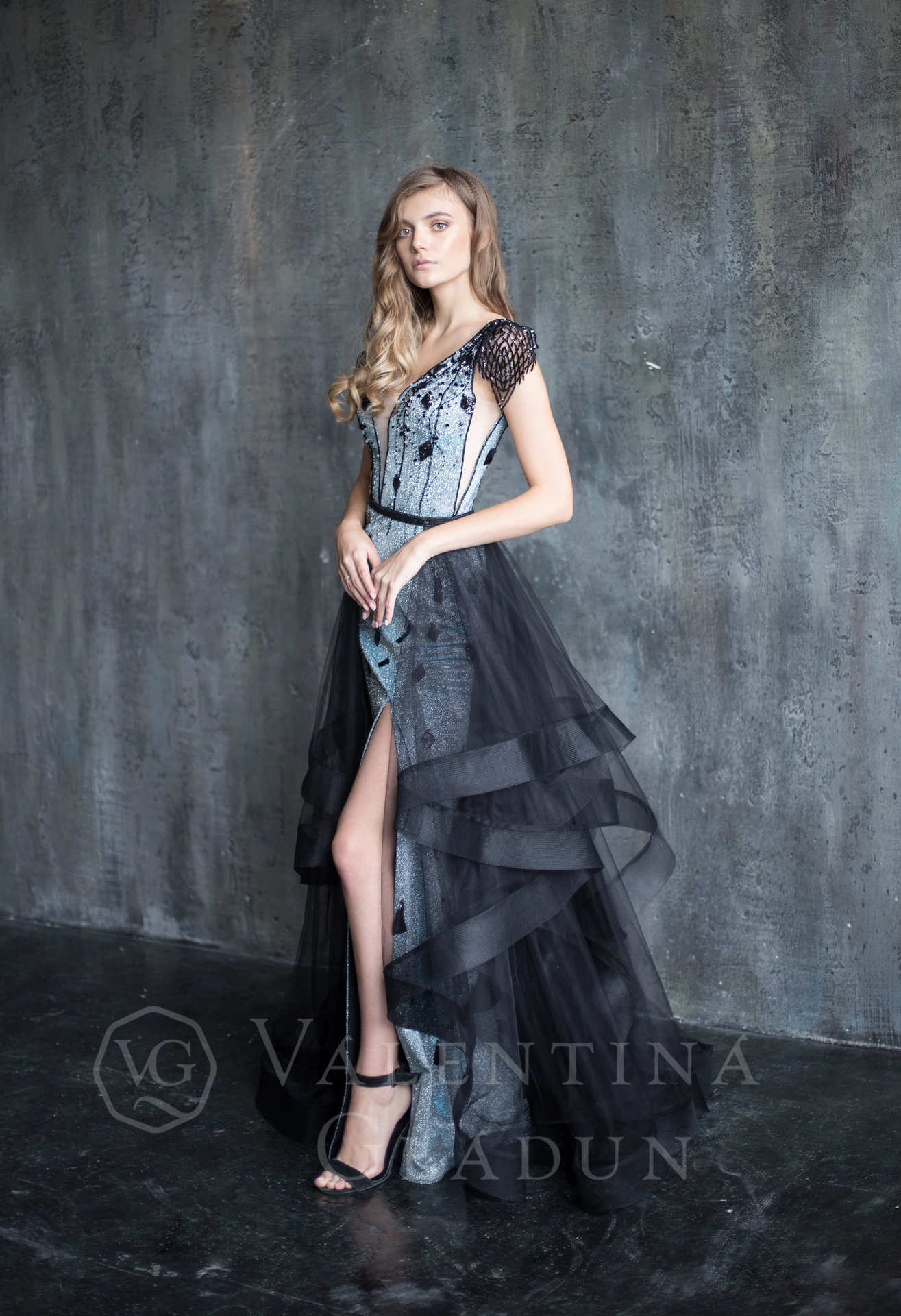 NOIR Платье-трансформер со съемной юбкой Isadora фото №2