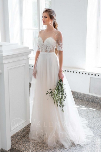 Triumph Легкое свадебное платье Elizabeth