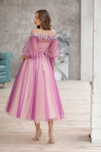 Розовое миди платье с пышной юбкой Skyline