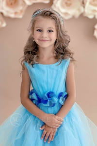 Голубое детское платье 