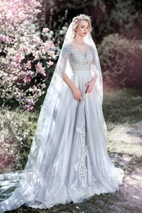 Свадебное платье дымчатого цвета