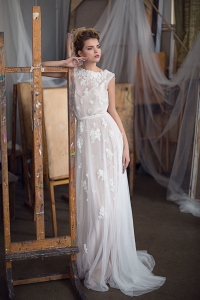 Свадебное платье в стиле бохо Konstanta